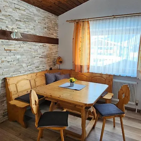 Edi Oda ve Kahvaltı *