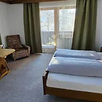 Edi Bed & Breakfast *