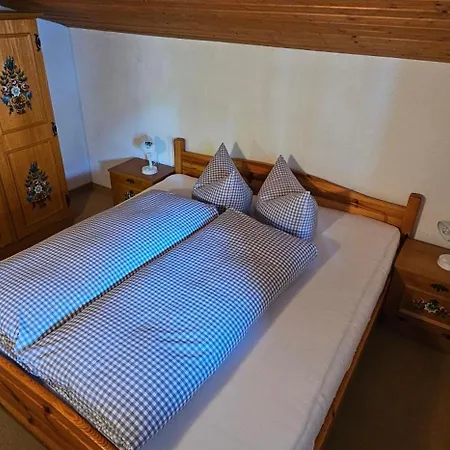 Edi Bed & Breakfast *