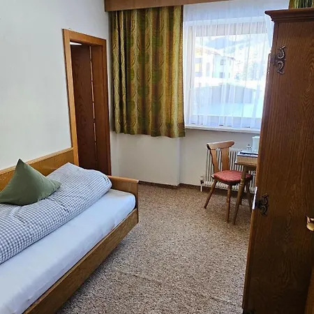 Bed & Breakfast Edi *