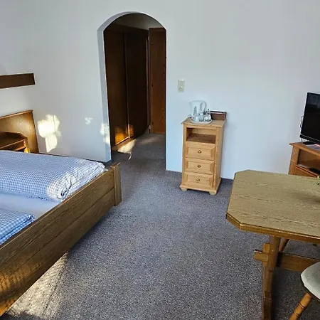 Bed & Breakfast Edi *